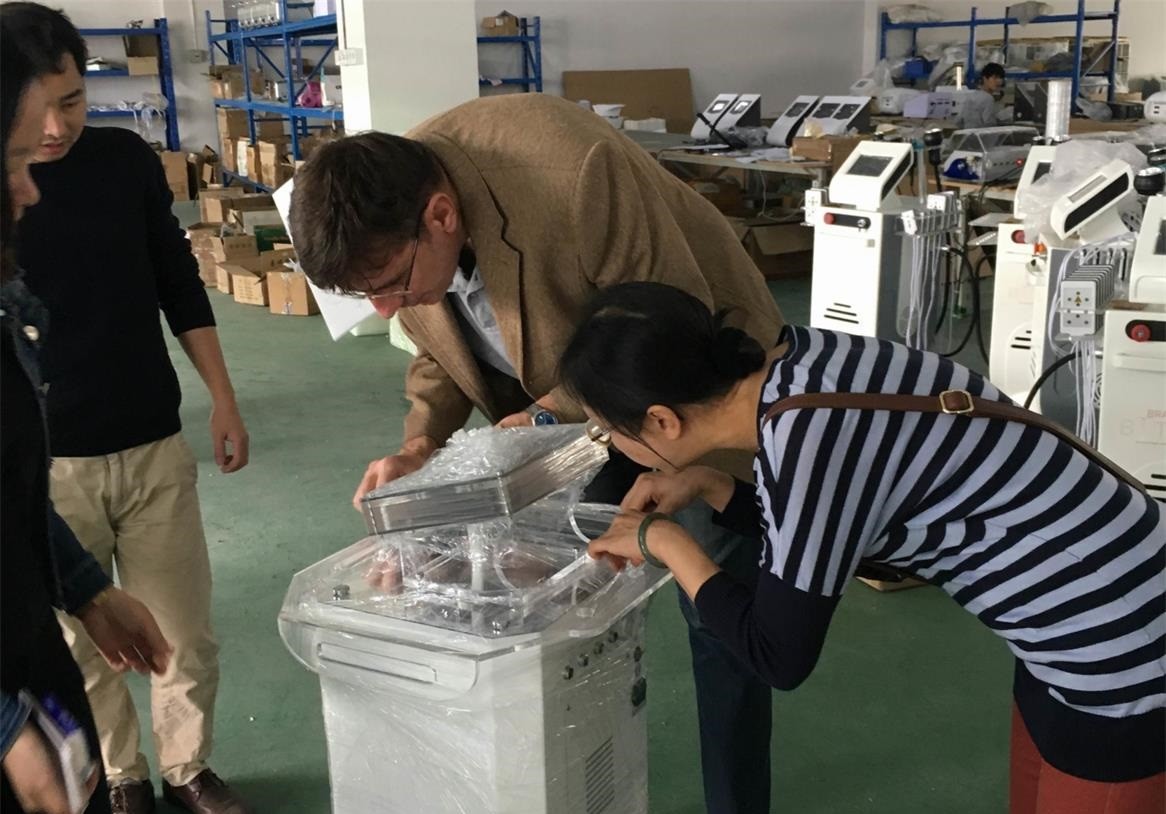 Guangzhou Auro Beauty Equipment Co., Ltd ligne de production en usine